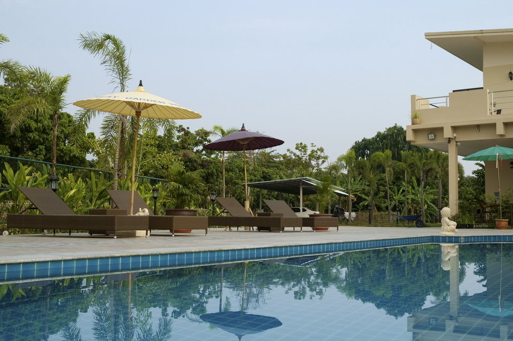 Relax Garden House Hotel Chiang Mai Eksteriør billede